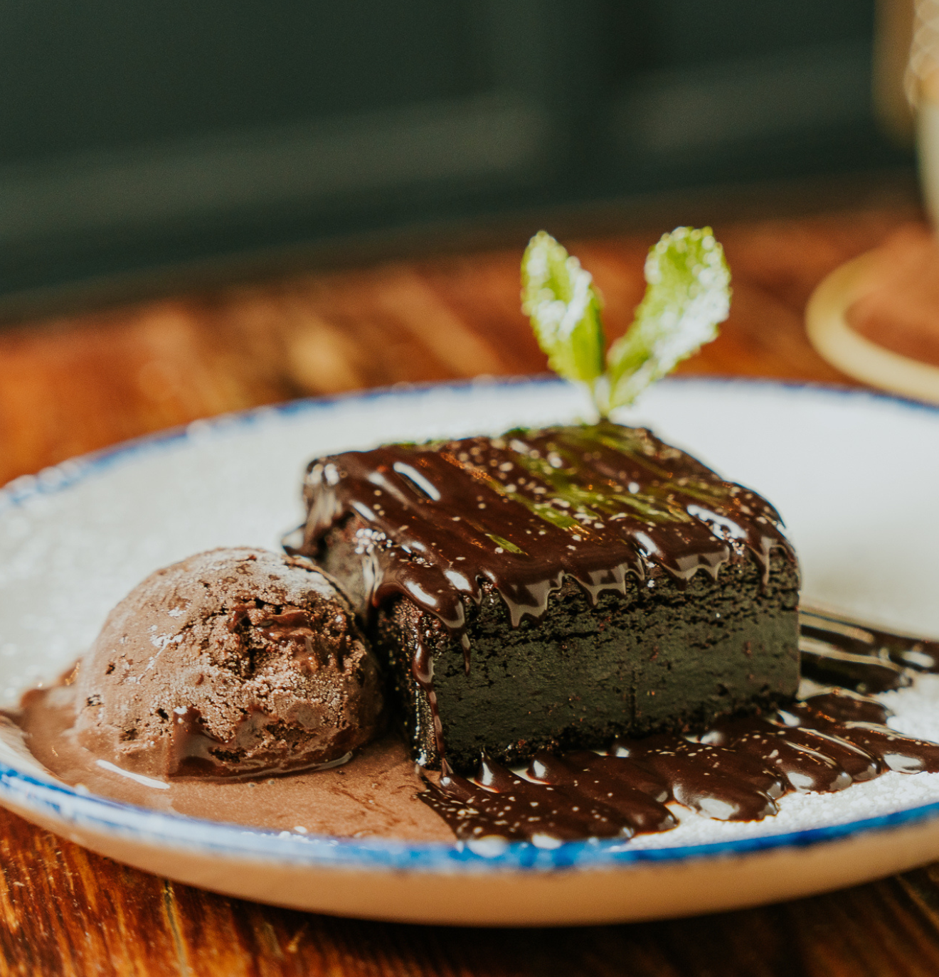 Dinner & Dining at The Highland Gate in Stirling